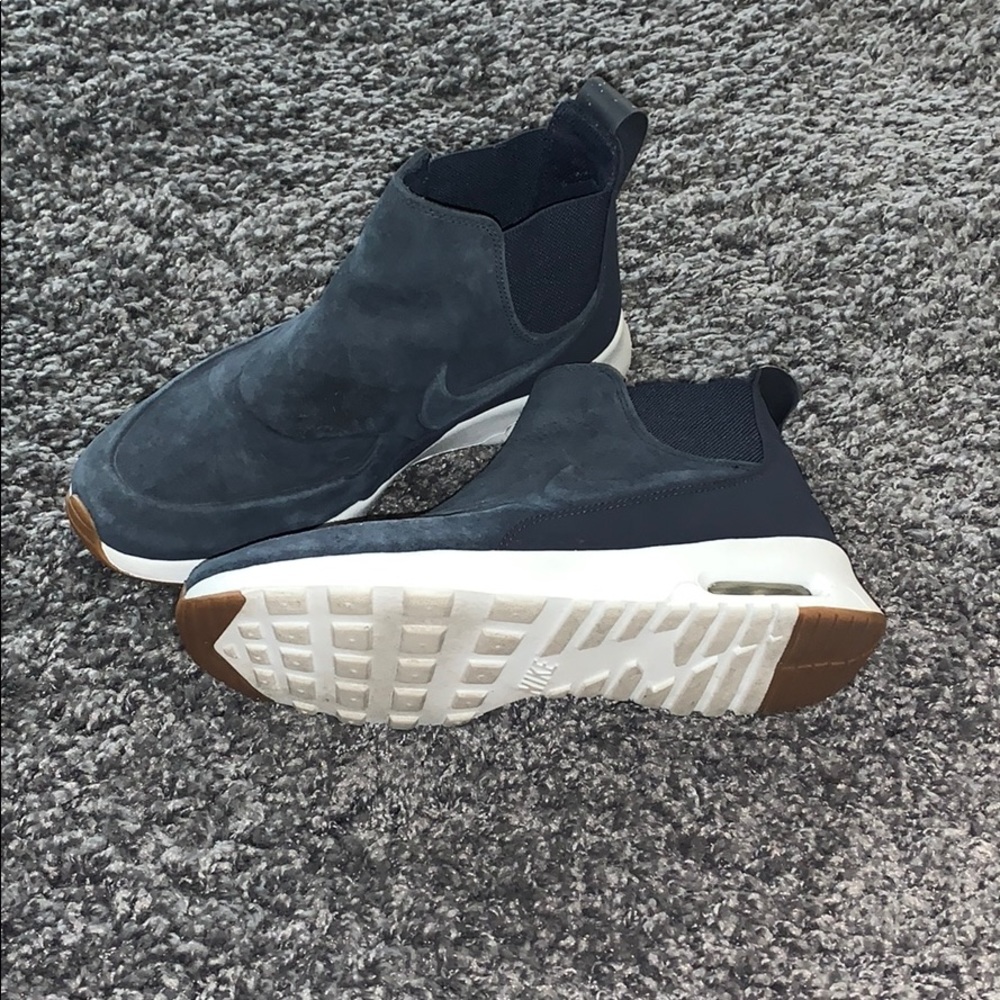 Nike AirMax Thea Mid